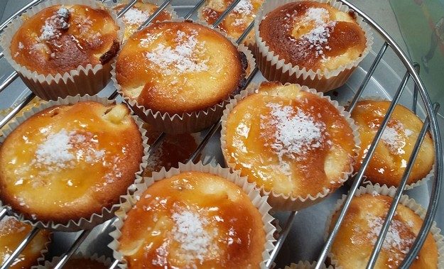 Ananas en kokos cakejes Grootmoeders Gebak